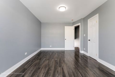 Tiny photo for 13912 S MANISTEE Avenue, Burnham, IL 60633 (MLS # 12459217)
