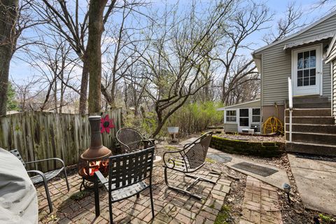 Tiny photo for 1612 31st Street A, Moline, IL 61265 (MLS # 12610125)