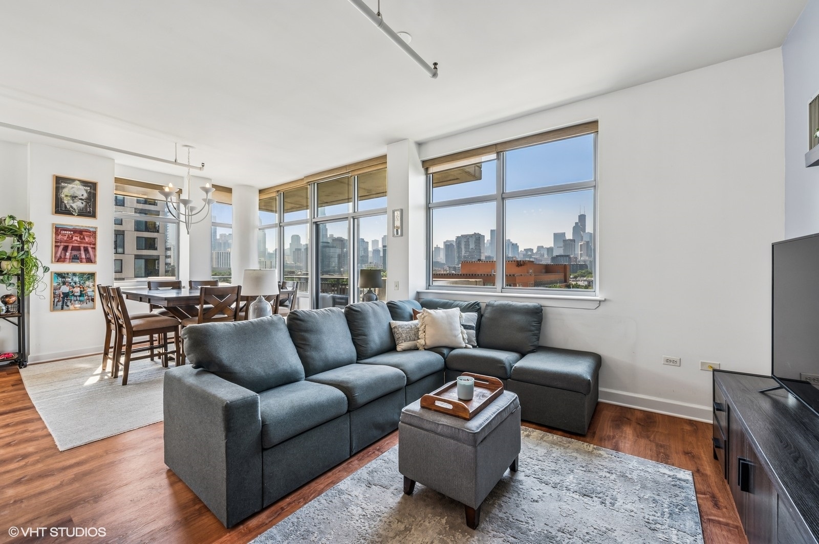511 W Division Street 607