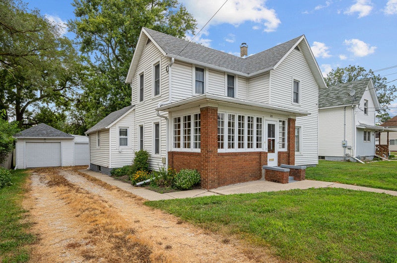819 N Elm Street