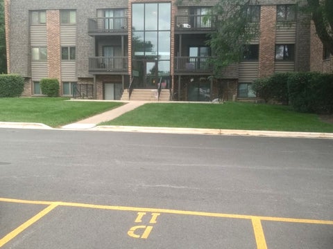 Photo of 1480 Stonebridge Circle #D-1, Wheaton, IL 60189 (MLS # 12763661)