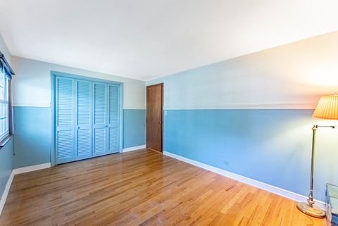 Tiny photo for 3S240 Burr Oak Drive, Glen Ellyn, IL 60137 (MLS # 12509026)