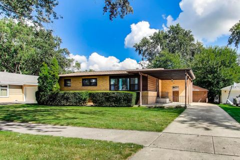 Tiny photo for 315 N Drury Lane, Arlington Heights, IL 60004 (MLS # 12507864)