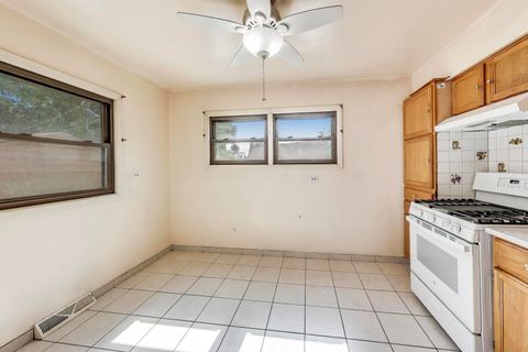 Tiny photo for 315 N Drury Lane, Arlington Heights, IL 60004 (MLS # 12507864)