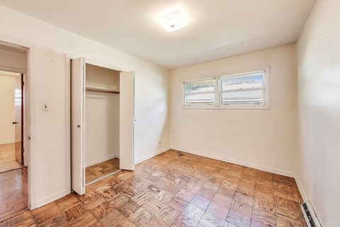 Tiny photo for 315 N Drury Lane, Arlington Heights, IL 60004 (MLS # 12507864)