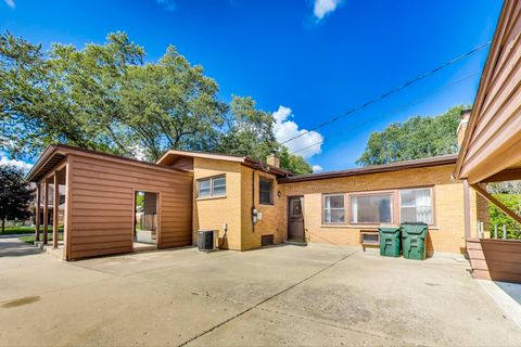 Tiny photo for 315 N Drury Lane, Arlington Heights, IL 60004 (MLS # 12507864)