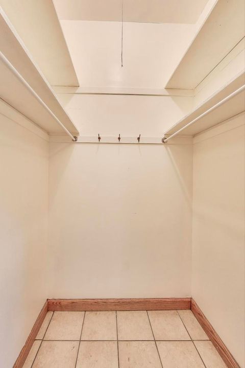 Tiny photo for 315 N Drury Lane, Arlington Heights, IL 60004 (MLS # 12507864)