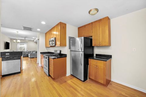 Tiny photo for 4709 N Lawndale Avenue #2W, Chicago, IL 60625 (MLS # 12555033)