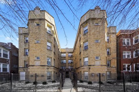 4709 N Lawndale Avenue 2W Chicago IL 60625