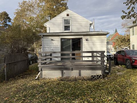 Tiny photo for 508 W Grove Street, Bloomington, IL 61701 (MLS # 12473775)