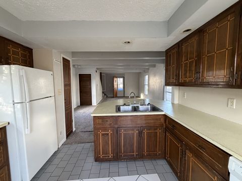 Tiny photo for 508 W Grove Street, Bloomington, IL 61701 (MLS # 12473775)