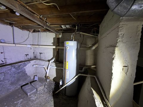 Tiny photo for 508 W Grove Street, Bloomington, IL 61701 (MLS # 12473775)