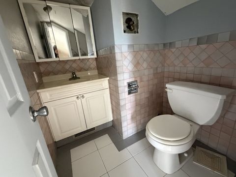 Tiny photo for 508 W Grove Street, Bloomington, IL 61701 (MLS # 12473775)