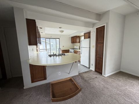 Tiny photo for 508 W Grove Street, Bloomington, IL 61701 (MLS # 12473775)