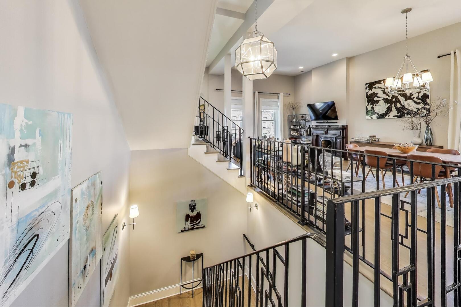 515 W ARMITAGE Avenue 3
