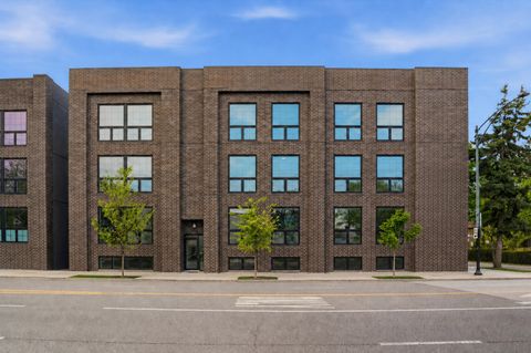 Photo of 5830 N Lincoln Avenue #3S, Chicago, IL 60659 (MLS # 12634382)