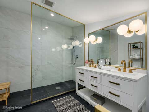 Tiny photo for 4840 S Dorchester Avenue #1, Chicago, IL 60615 (MLS # 12618439)