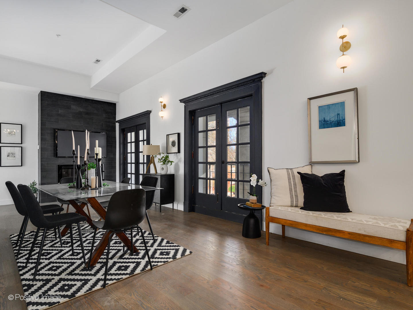 4840 S Dorchester Avenue 1