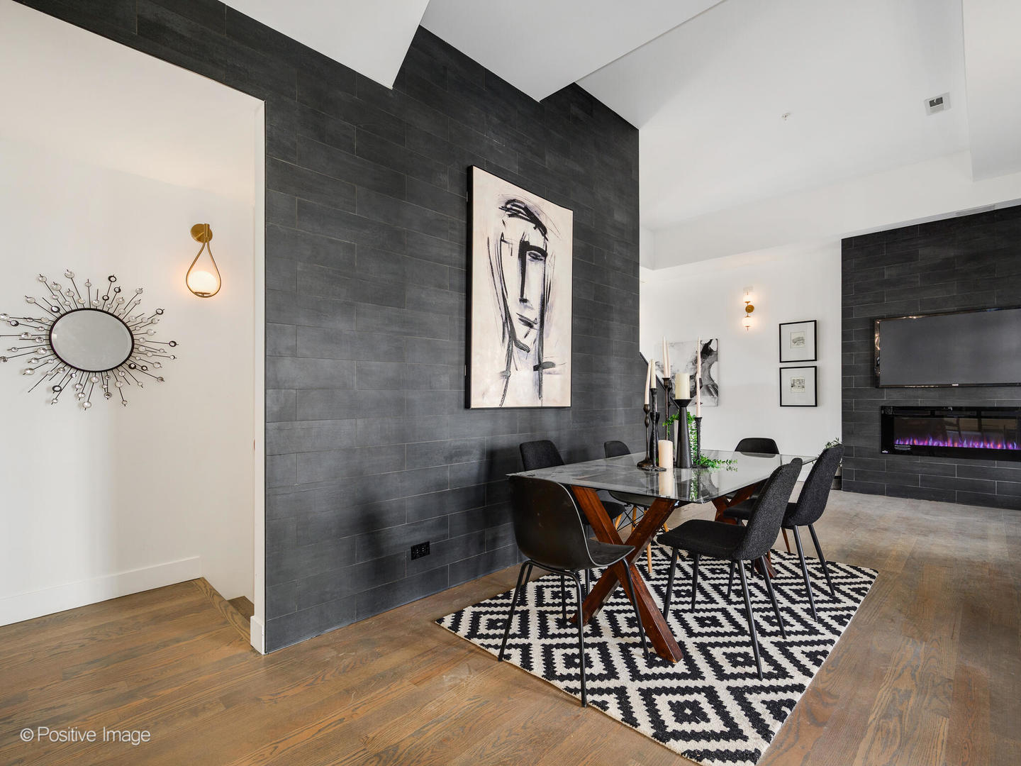 4840 S Dorchester Avenue 1