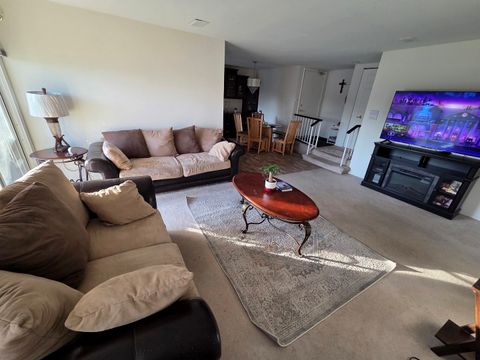 Tiny photo for 390 Springlake Lane #B, Aurora, IL 60504 (MLS # 12634590)