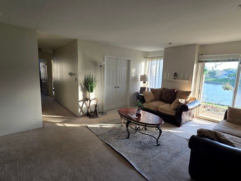Tiny photo for 390 Springlake Lane #B, Aurora, IL 60504 (MLS # 12634590)