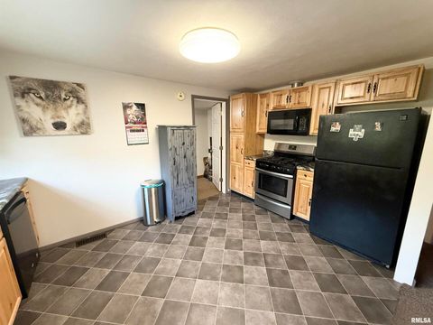 Tiny photo for 116 N WILSON Street, Hurst, IL 62949 (MLS # EB460430)