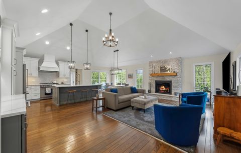Tiny photo for 2125 Timbertrails Road, Lisle, IL 60532 (MLS # 12625011)