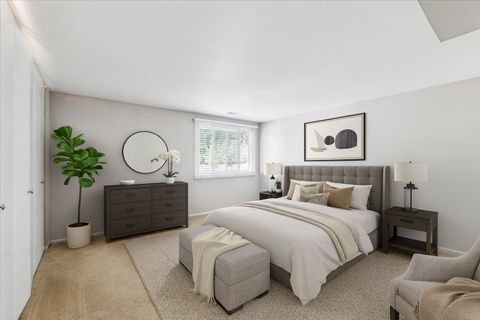 Tiny photo for 2600 Brookwood Way Drive #212, Rolling Meadows, IL 60008 (MLS # 12473793)