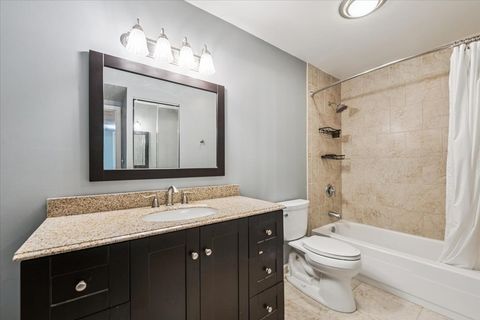 Tiny photo for 2600 Brookwood Way Drive #212, Rolling Meadows, IL 60008 (MLS # 12473793)