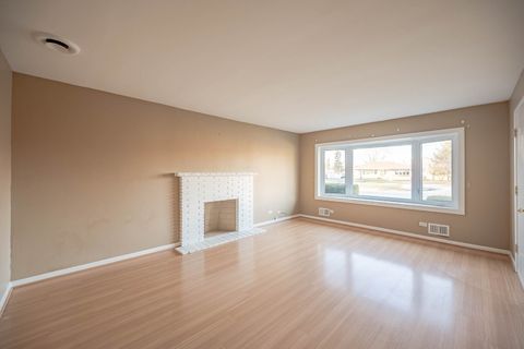 Tiny photo for 5919 W 109th Place, Chicago Ridge, IL 60415 (MLS # 12534324)