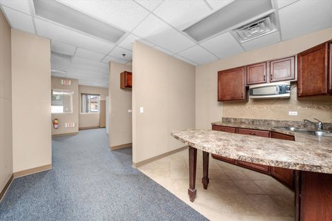 Tiny photo for 19558 S Harlem Avenue #5, Frankfort, IL 60423 (MLS # 12524910)