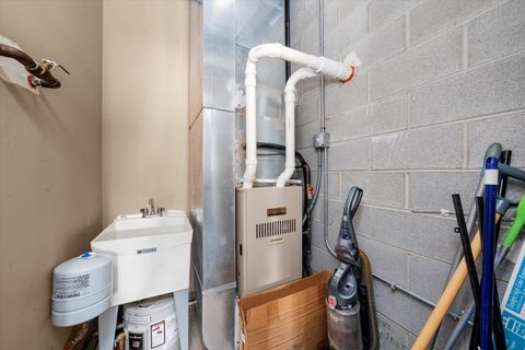 Tiny photo for 19558 S Harlem Avenue #5, Frankfort, IL 60423 (MLS # 12524910)