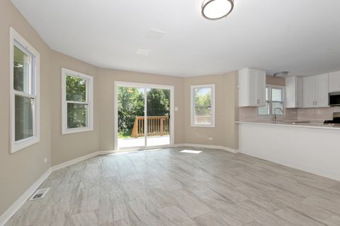 Tiny photo for 3713 Dewey Avenue, Richton Park, IL 60471 (MLS # 12438104)
