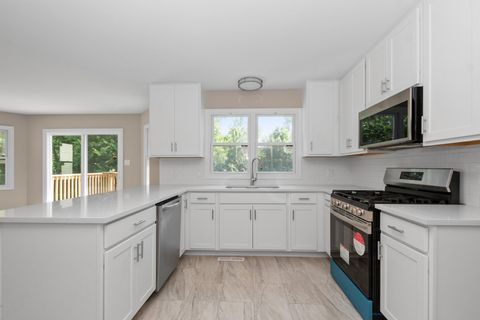 Tiny photo for 3713 Dewey Avenue, Richton Park, IL 60471 (MLS # 12438104)