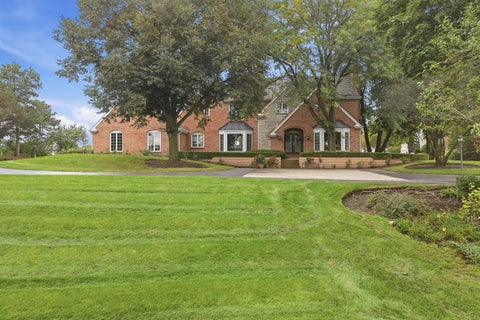 Tiny photo for 4 S Wynstone Drive, North Barrington, IL 60010 (MLS # 12753618)