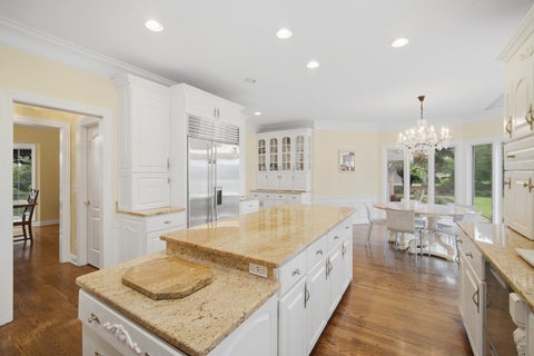 Tiny photo for 4 S Wynstone Drive, North Barrington, IL 60010 (MLS # 12753618)