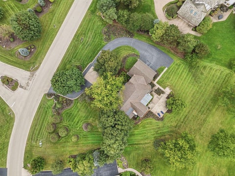 Tiny photo for 4 S Wynstone Drive, North Barrington, IL 60010 (MLS # 12753618)