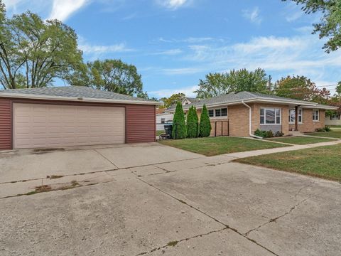Tiny photo for 105 N Kankakee Street, Coal City, IL 60416 (MLS # 12496508)