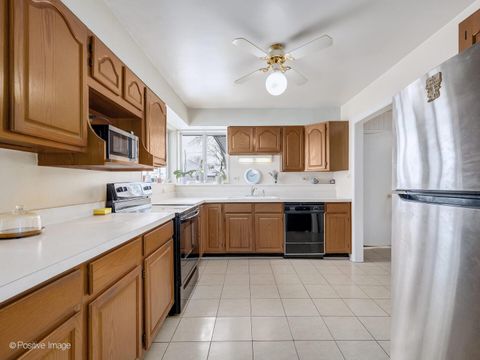 Tiny photo for 413 N Ridgeland Avenue, Elmhurst, IL 60126 (MLS # 12595420)