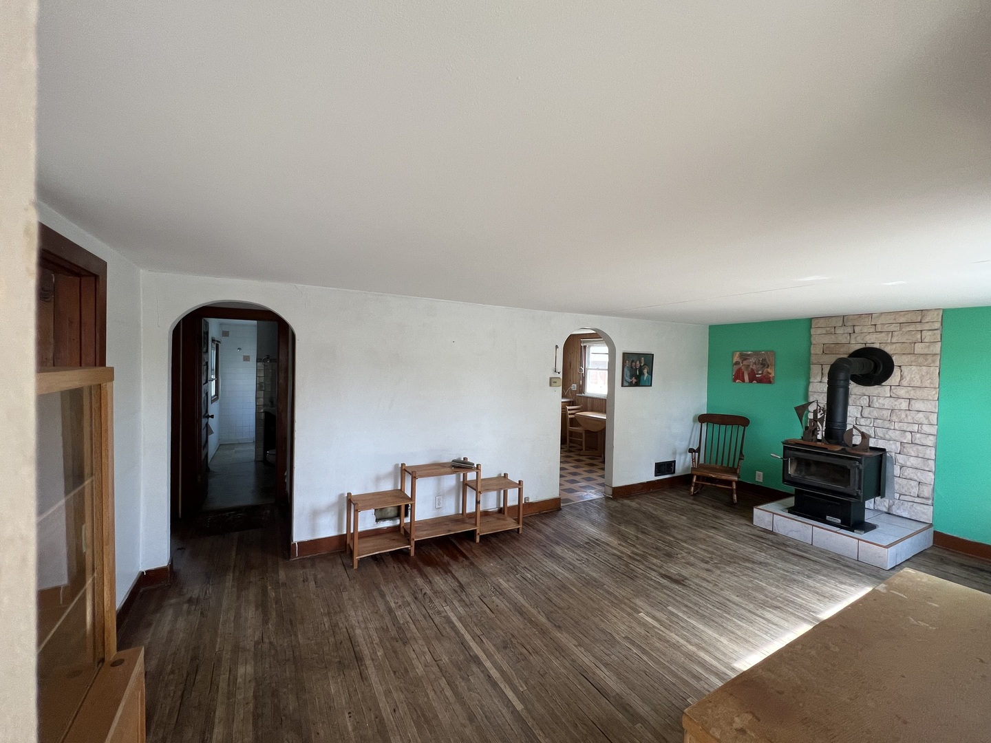 709 W Diggins Street