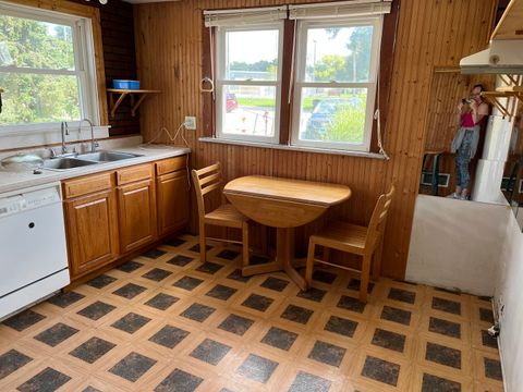 Tiny photo for 709 W Diggins Street, Harvard, IL 60033 (MLS # 12448661)