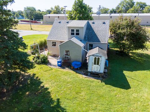 Tiny photo for 709 W Diggins Street, Harvard, IL 60033 (MLS # 12448661)