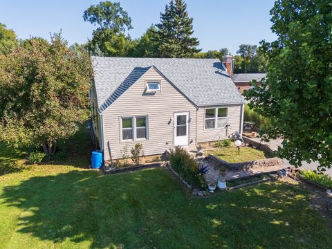 Tiny photo for 709 W Diggins Street, Harvard, IL 60033 (MLS # 12448661)