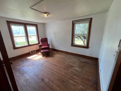 Tiny photo for 709 W Diggins Street, Harvard, IL 60033 (MLS # 12448661)