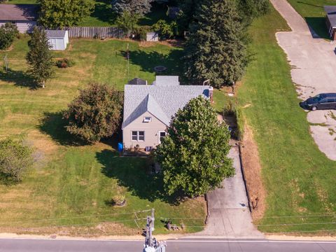 Tiny photo for 709 W Diggins Street, Harvard, IL 60033 (MLS # 12448661)