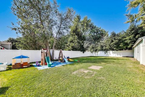 Tiny photo for 806 Leith Avenue, Waukegan, IL 60085 (MLS # 12458487)