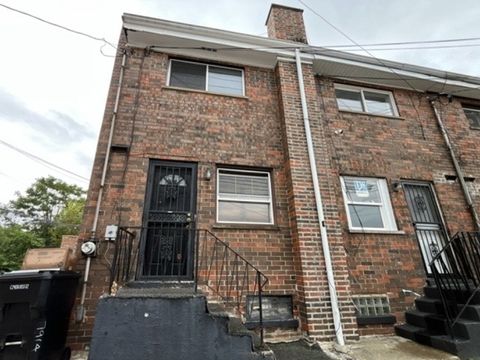 Tiny photo for 7915 S Saginaw Avenue #F, Chicago, IL 60617 (MLS # 12566505)