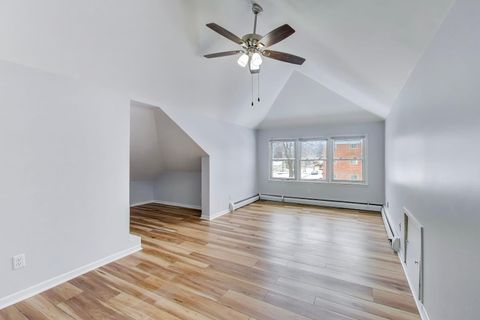 Tiny photo for 1638 Oakwood Avenue, Des Plaines, IL 60016 (MLS # 12589566)