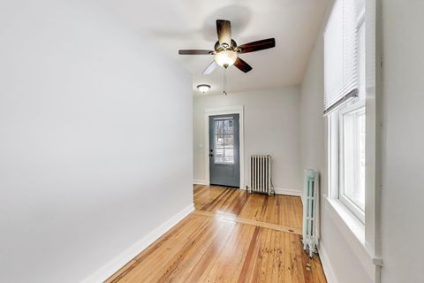 Tiny photo for 1638 Oakwood Avenue, Des Plaines, IL 60016 (MLS # 12589566)