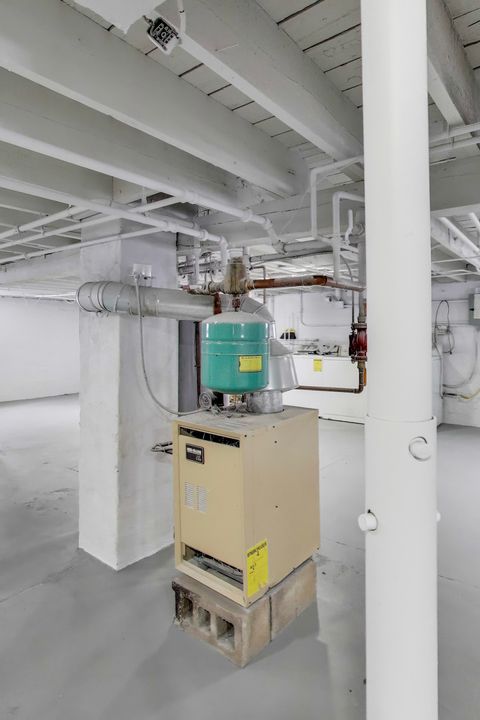 Tiny photo for 1638 Oakwood Avenue, Des Plaines, IL 60016 (MLS # 12589566)